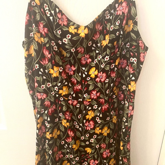Old Navy Black Floral Sundress - Picture 2 of 6